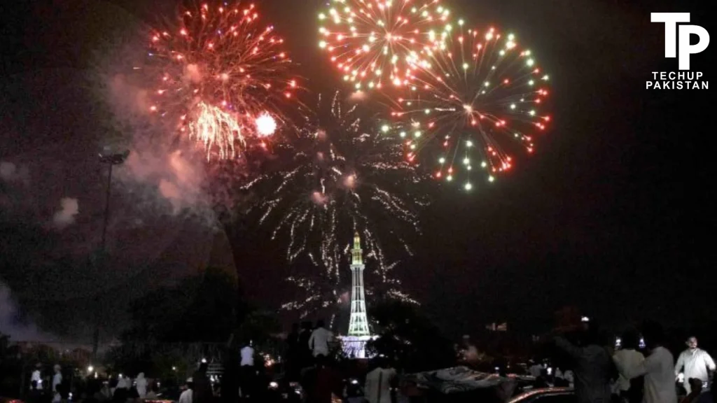 Lahore to Illuminate the Sky with Fireworks on Independence Day Eve