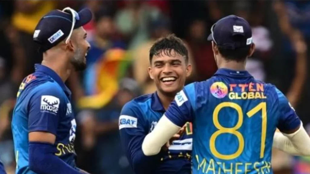 Sri Lankan Bowlers Destroy Indian Batting lines