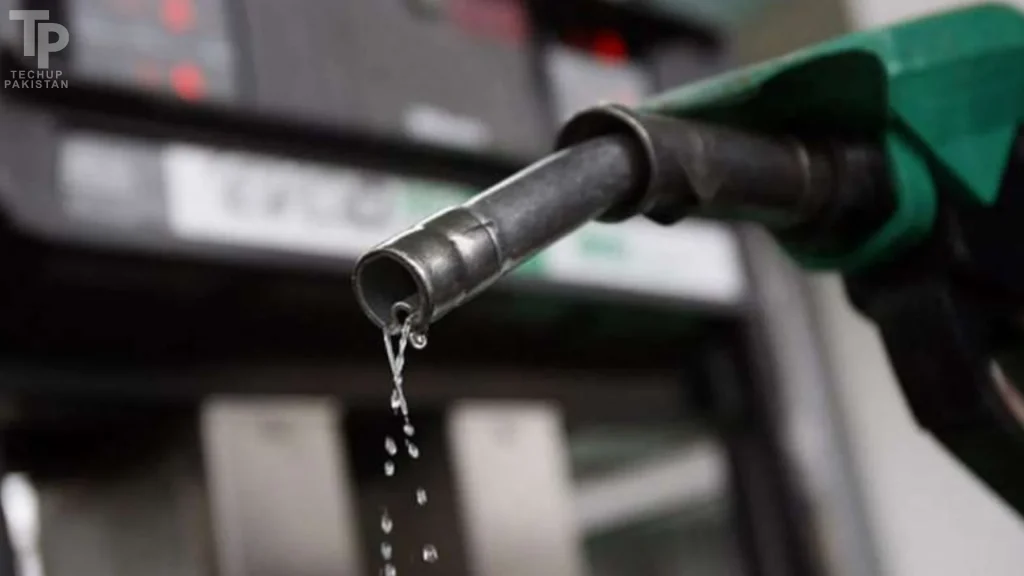 Pakistan Petrol Costs down by Rs 8 per Litre